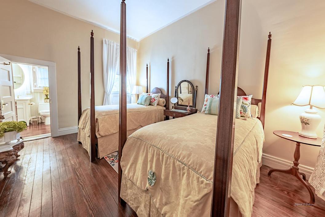 Linden - A Historic Bed And Breakfast Natchez Exterior foto
